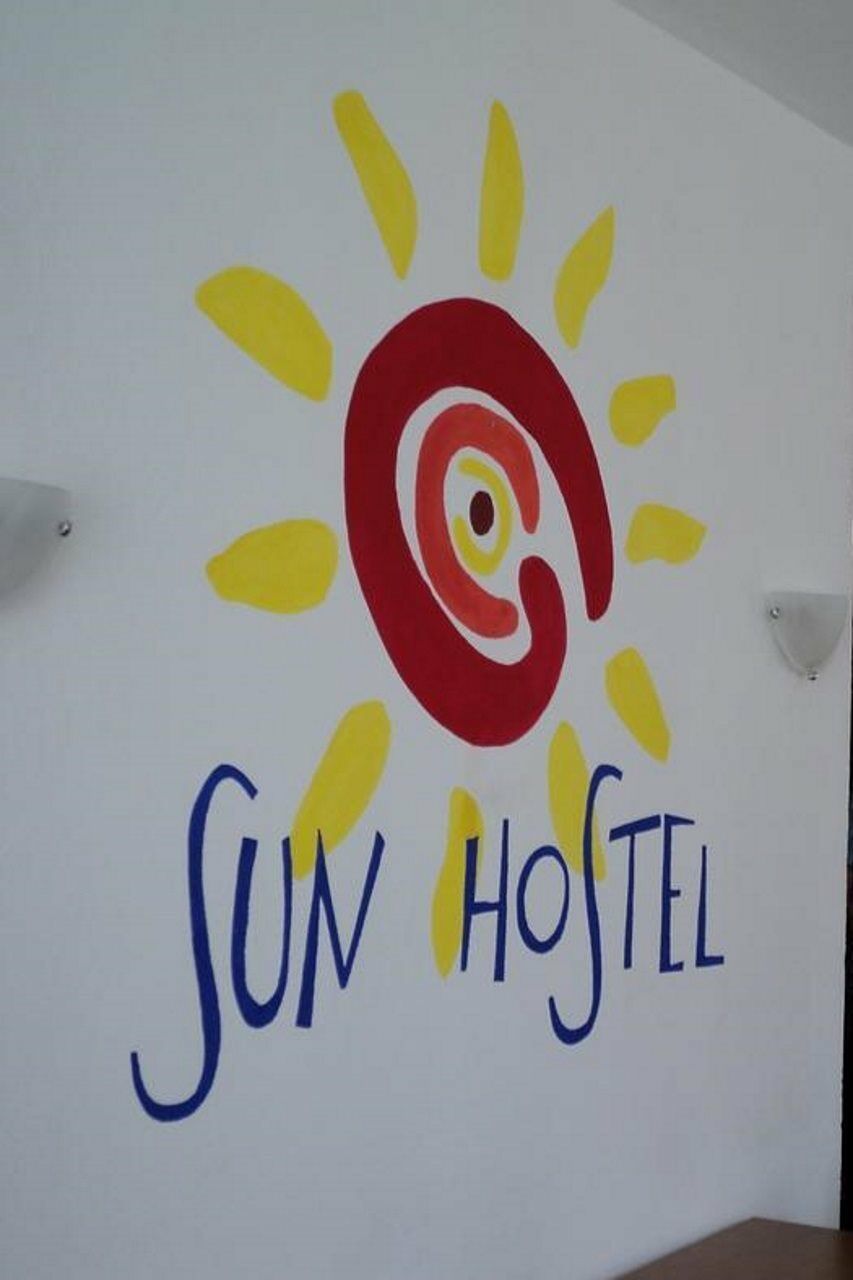 Guesthouse Sun Hostel Budva Exteriör bild